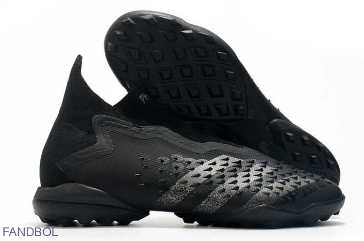 Шиповки Adidas PREDATOR FREAK + TF AX черный